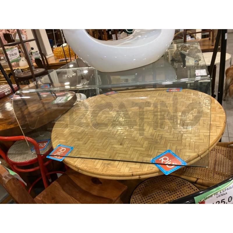 TAVOLO BASSO QUA VETRO CURVO | Mercatino dell'Usato Roma eur 2