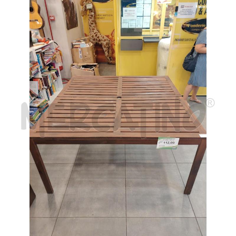 TAVOLO LEGNO DA ESTERNO 140X140 | Mercatino dell'Usato Roma eur 1
