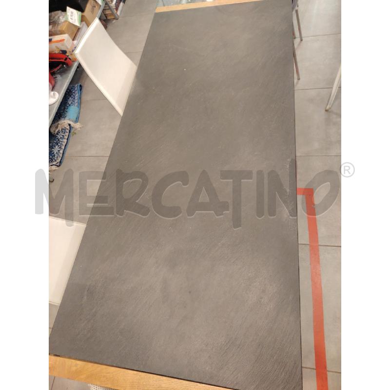 TAVOLO SCRIVANIA PIANO AREDESIA | Mercatino dell'Usato Roma eur 2