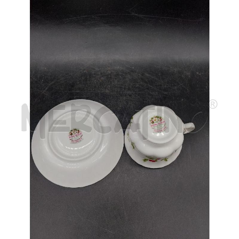 TAZZA ROYAL ALBERT GRANDE DICEMBRE | Mercatino dell'Usato Roma eur 3