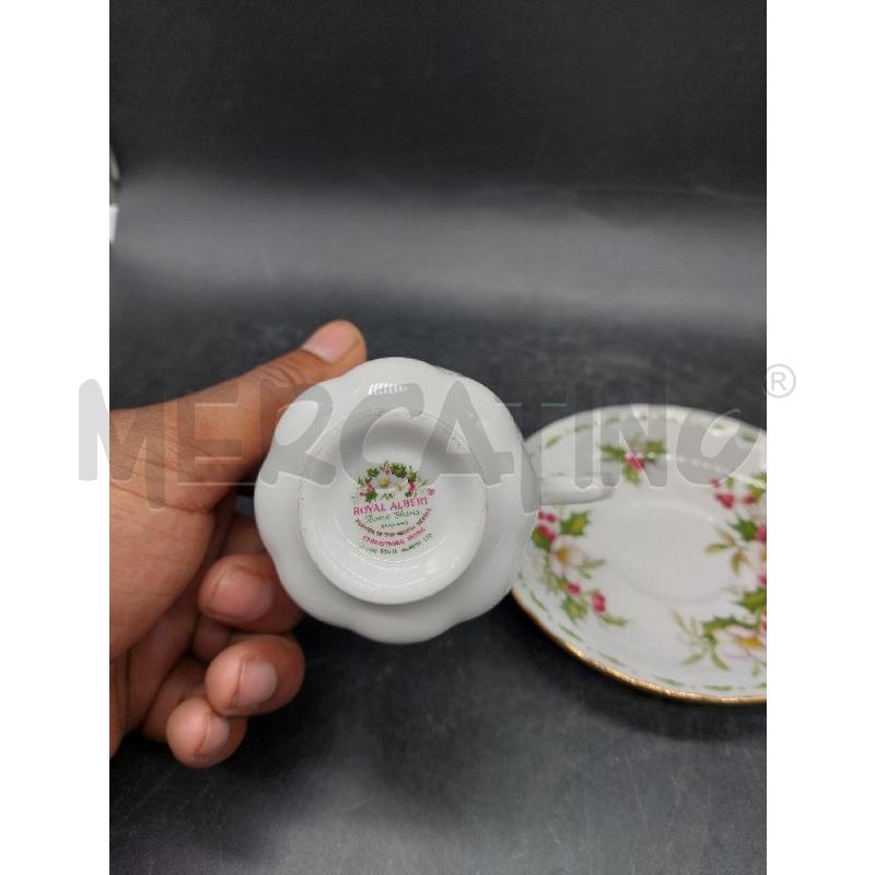 TAZZA ROYAL ALBERT PICCOLA DICEMBRE | Mercatino dell'Usato Roma eur 3