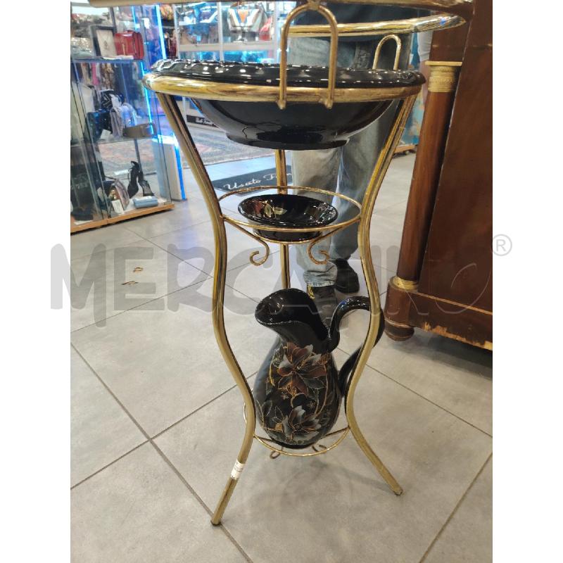 TOILETTE NER DOR FIORI | Mercatino dell'Usato Roma eur 3