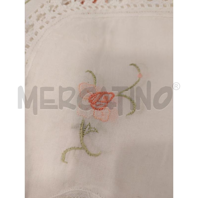 TOVAGLIA  RICAMATA  | Mercatino dell'Usato Roma eur 2