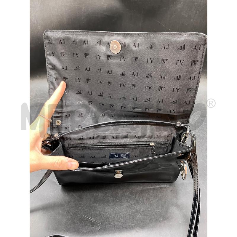 TRACOLLA ARMANI JEANS NE VERNICE | Mercatino dell'Usato Roma eur 3