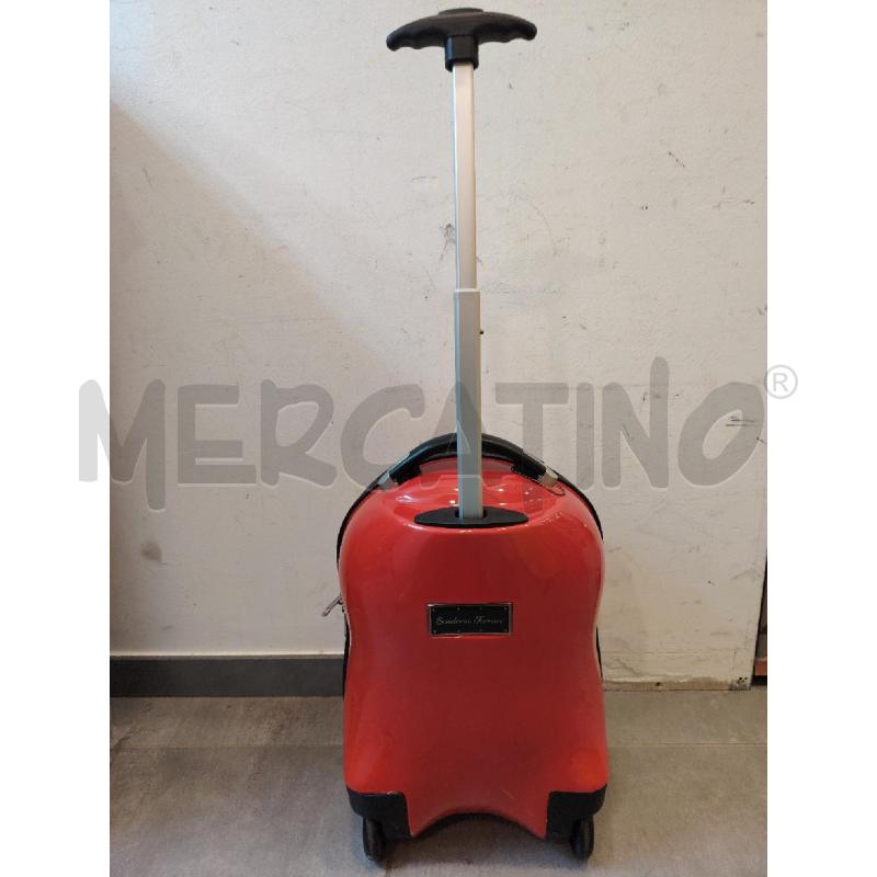 TROLLEY BIMBO SCUDERIA FERRARI RIGIDO RSS  | Mercatino dell'Usato Roma eur 2
