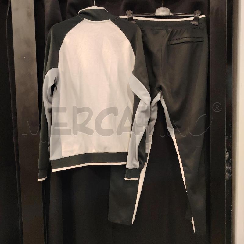 TUTA U NIKE SPORTSWEAR VERDE | Mercatino dell'Usato Roma eur 3
