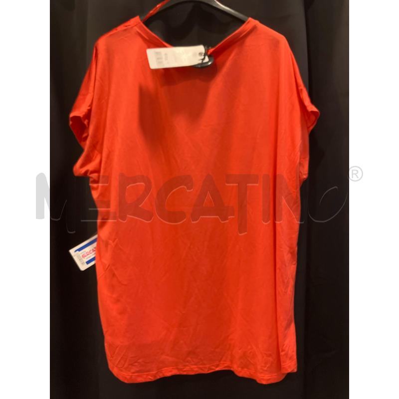 T SHIRT D FIORELLA RUBINO SALMONE ETICHETTA | Mercatino dell'Usato Roma eur 2