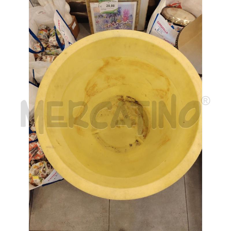 VASO GIALLO GRANDE | Mercatino dell'Usato Roma eur 2