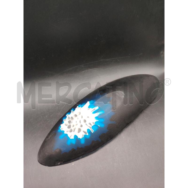 VASSOIO OVALE FIORE BIANCO FONDO NERO | Mercatino dell'Usato Roma eur 3