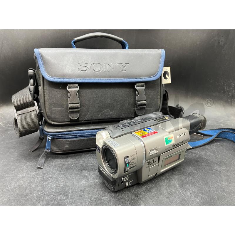 VIDEOCAMERA SONY CCD-TRV57E CON BORSA | Mercatino dell'Usato Roma eur 1