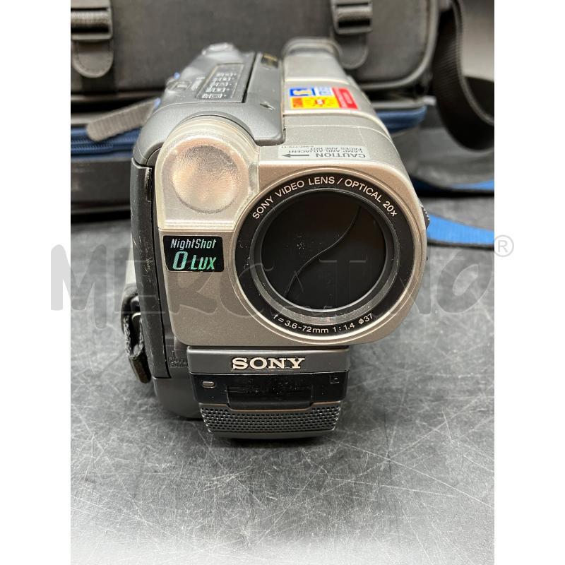 VIDEOCAMERA SONY CCD-TRV57E CON BORSA | Mercatino dell'Usato Roma eur 4