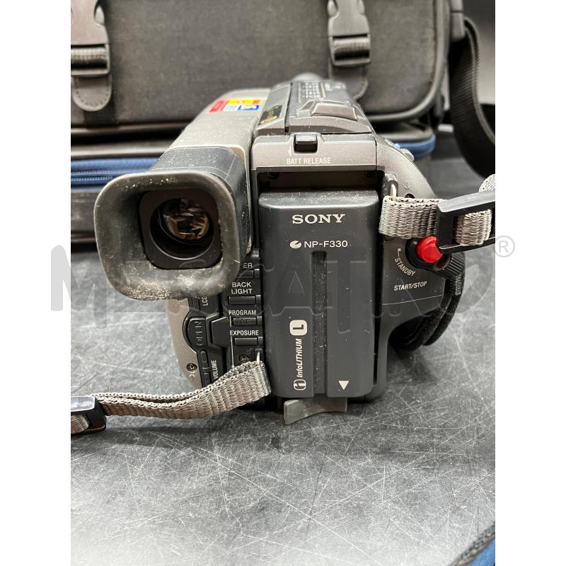 VIDEOCAMERA SONY CCD-TRV57E CON BORSA | Mercatino dell'Usato Roma eur 5