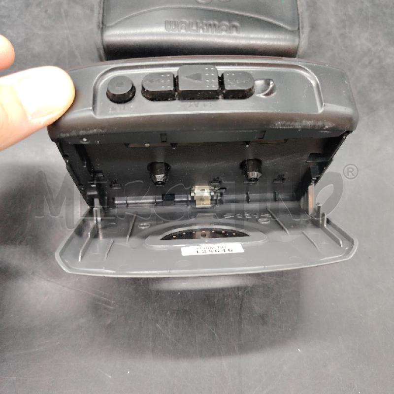 WALKMAN WM-FX251 | Mercatino dell'Usato Roma eur 4