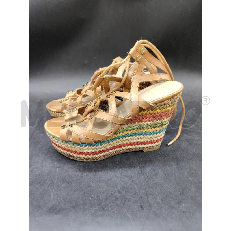 ZEPPA GUESS MARR BORCHIE DOR PARA PAGLIA COLOR | Mercatino dell'Usato Roma eur 3
