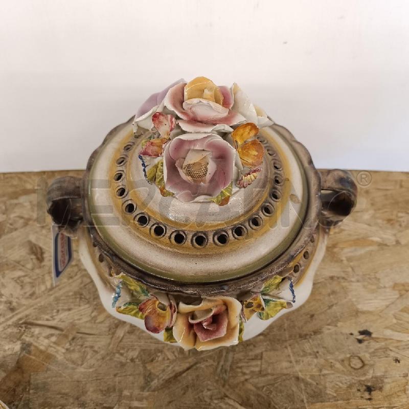 CENTROTAVOLA BASSANO CERAMICA FIORI RILIEVO DIF | Mercatino dell'Usato Colleferro 2