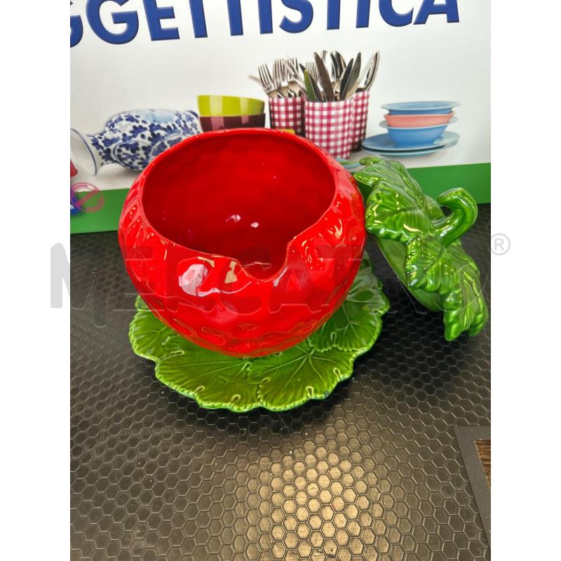 CIOTOLA DA MACEDONIA A FORMA DI FRAGOLA CON PIATTO | Mercatino dell'Usato Colleferro 2