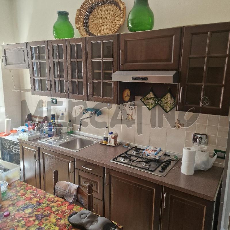 CUCINA LINEARE NO FRIGO LEGNO SCURO | Mercatino dell'Usato Colleferro 1