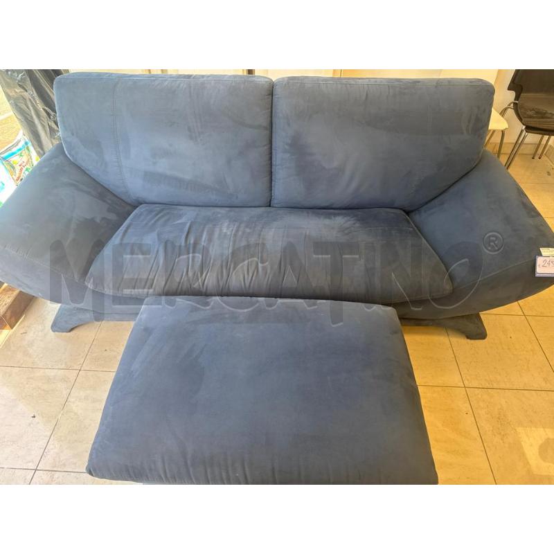 DIVANO BLU ARTIGIANALE CON POGGIA PIEDI | Mercatino dell'Usato Colleferro 1