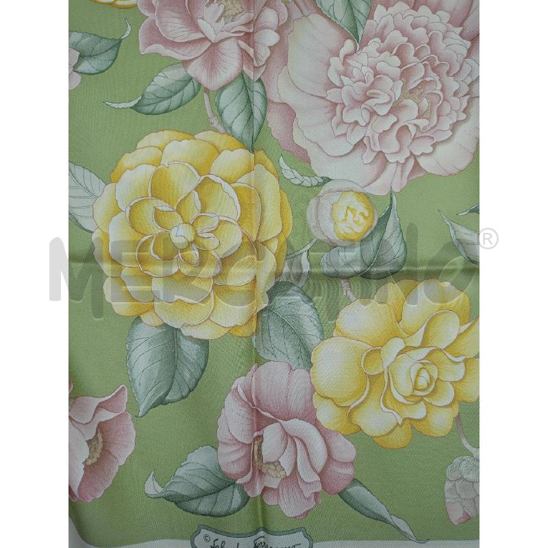 FOULARD SALVATORE FERRAGAMO SETA BASE BIA FIORI  | Mercatino dell'Usato Colleferro 3