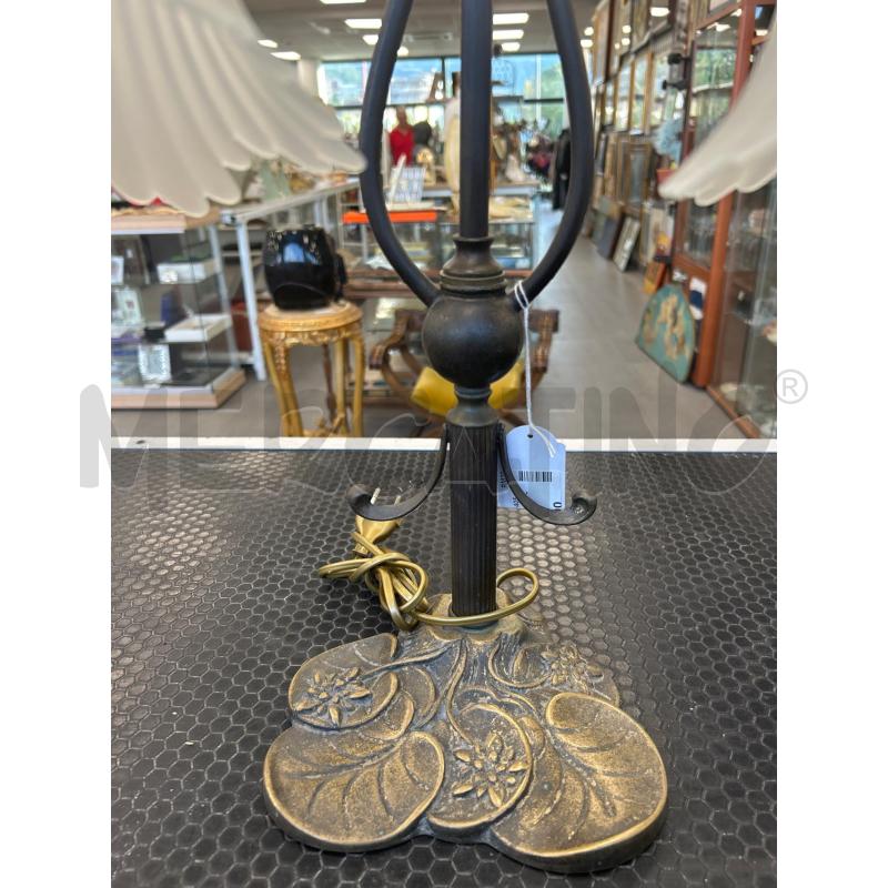 LAMPADA DA TAVOLO 2 LUCI VINTAGE BASE BRONZO STILE ART NOVEAU | Mercatino dell'Usato Colleferro 2