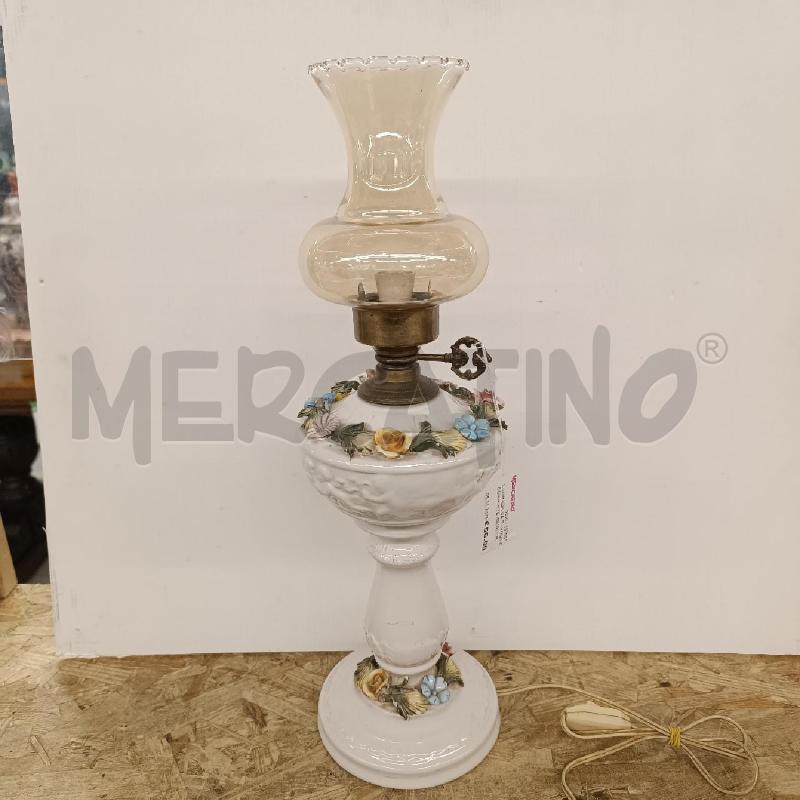 LAMPADA DA TAVOLO CAPODIMONTE (QUALCHE FOGLIA DIF) | Mercatino dell'Usato Colleferro 1