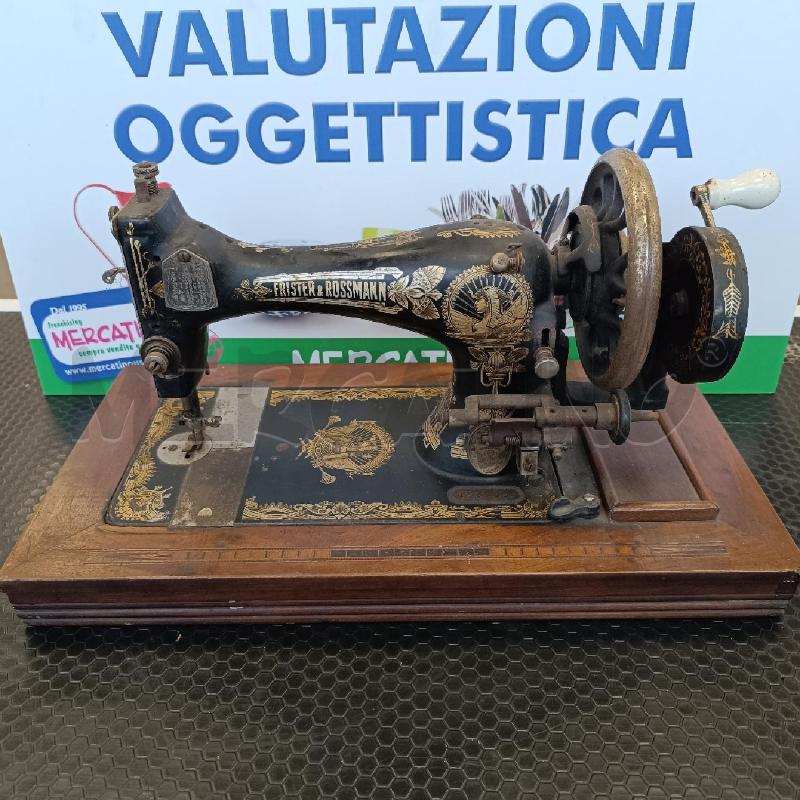 MACCHINA CUCIRE A MANOVELLA ANNI PRIMI '900 FRISTER & ROSSMANN | Mercatino dell'Usato Colleferro 1