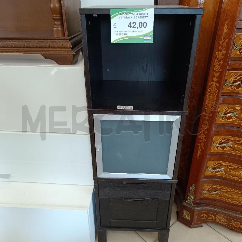 MOBILETTO A CUBI 1 VETRINA + 2 CASSETTI | Mercatino dell'Usato Colleferro 1