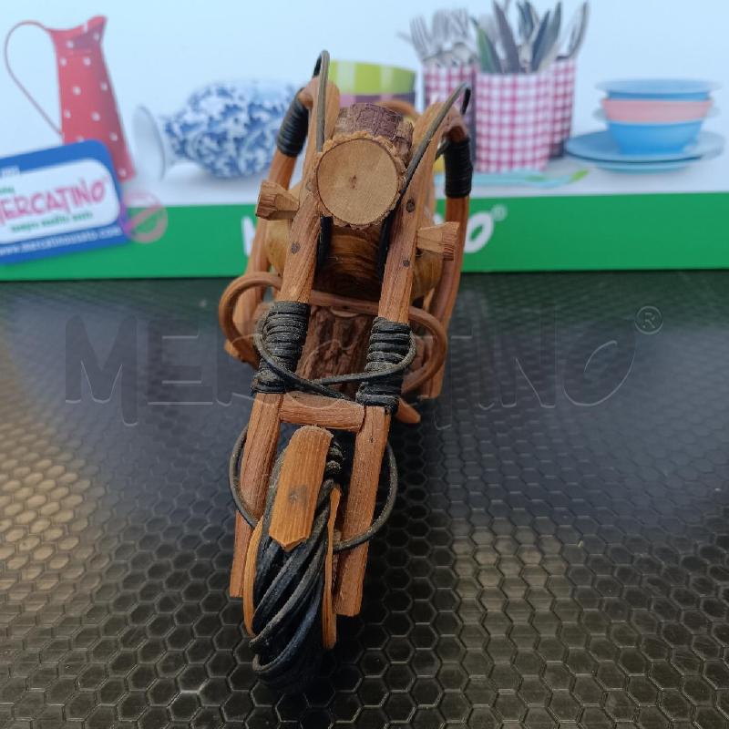 MODELLINO MOTO FATTA A MANO IN LEGNO  | Mercatino dell'Usato Colleferro 2