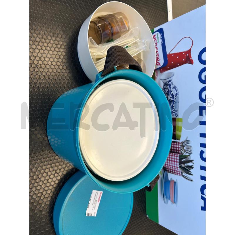 OGGETTO SET DA PIC NIC IN PLASTICA AZZURRO | Mercatino dell'Usato Colleferro 2