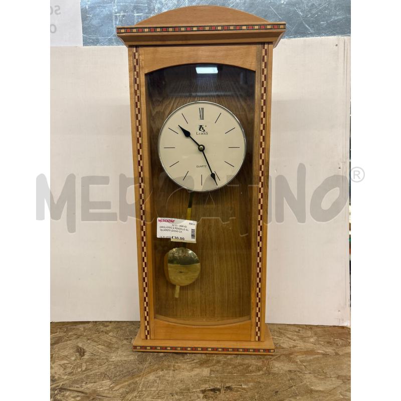 OROLOGIO A PENDOLO AL QUARZO LEGNO CHIARO INTARSI QUADRETTATI | Mercatino dell'Usato Colleferro 1