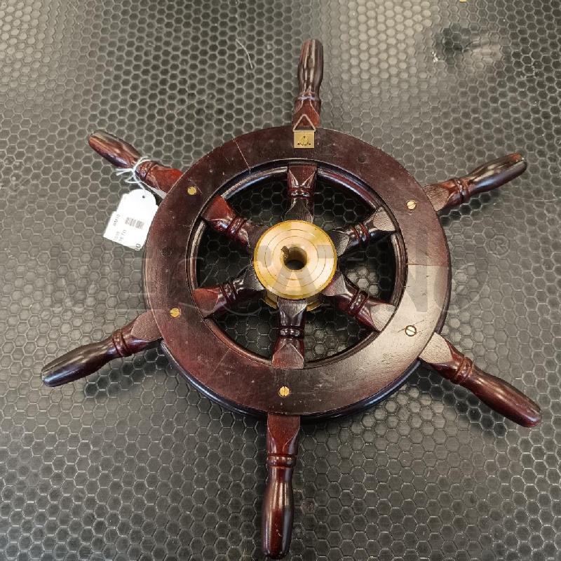 OROLOGIO DA PARETE FORMA DI TIMONE DECORATIVO  | Mercatino dell'Usato Colleferro 3