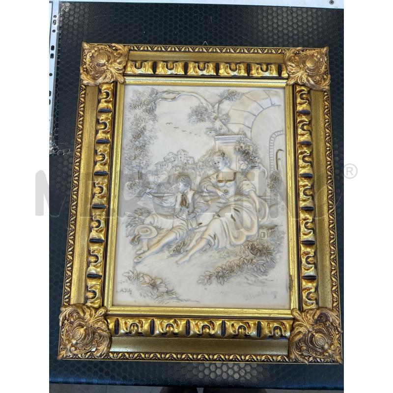 QUADRO CORNICE DORATA COPPIA INNAMORATI CAPODIMONTE | Mercatino dell'Usato Colleferro 1