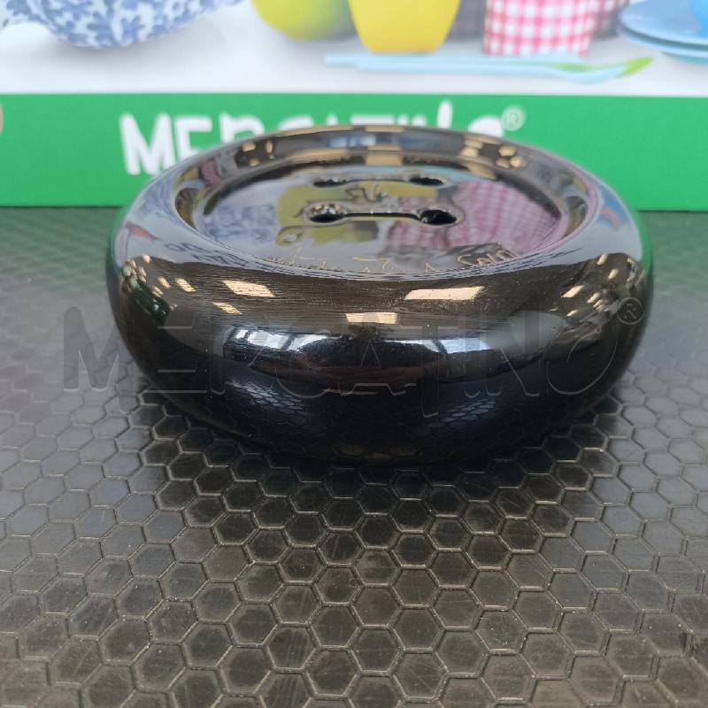 SALVADANAIO IN CERAMICA A FORMA DI BOTTONE NERO | Mercatino dell'Usato Colleferro 2