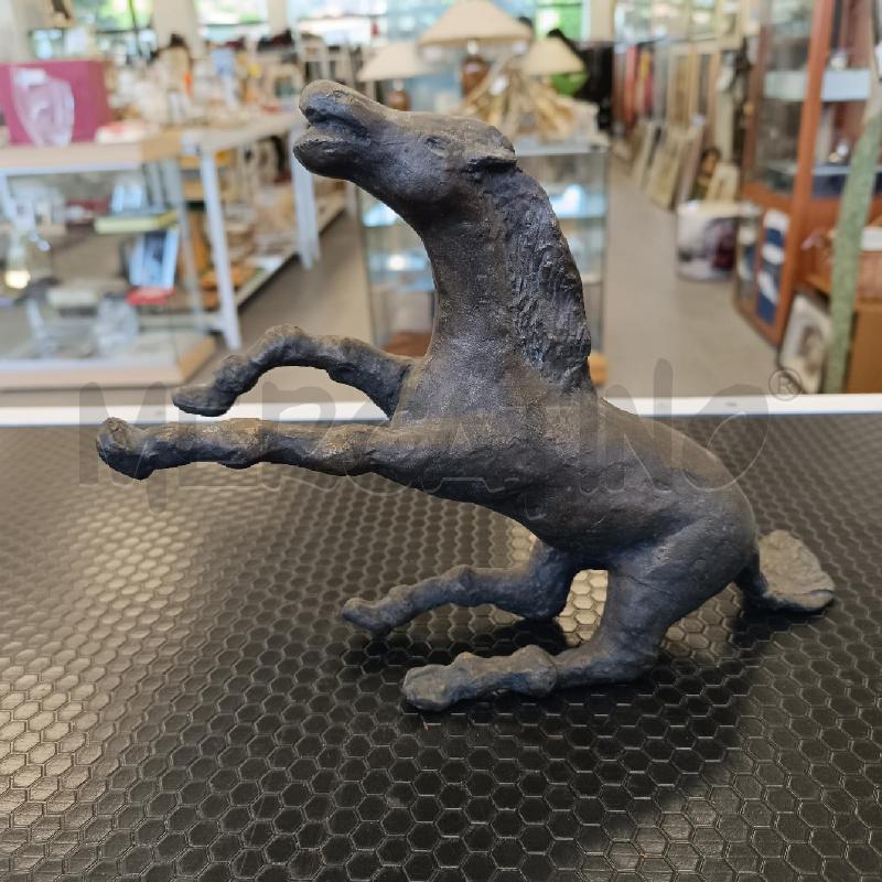 SCULTURA PICCOLA CAVALLO IN OTTONE PIENO | Mercatino dell'Usato Colleferro 1