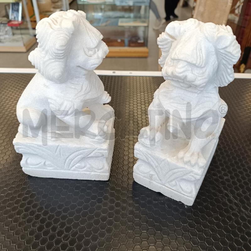 SCULTURA PICCOLA COPPIA LEONI ASIATICI IN MARMO BIANCO | Mercatino dell'Usato Colleferro 1