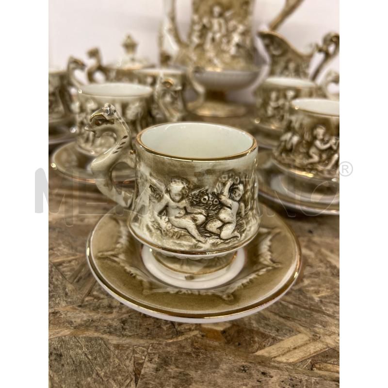 SERVIZIO TAZZINE CAPODIMONTE PZ.7 + TEIERA+ZUCCH.+LATTIERA | Mercatino dell'Usato Colleferro 3