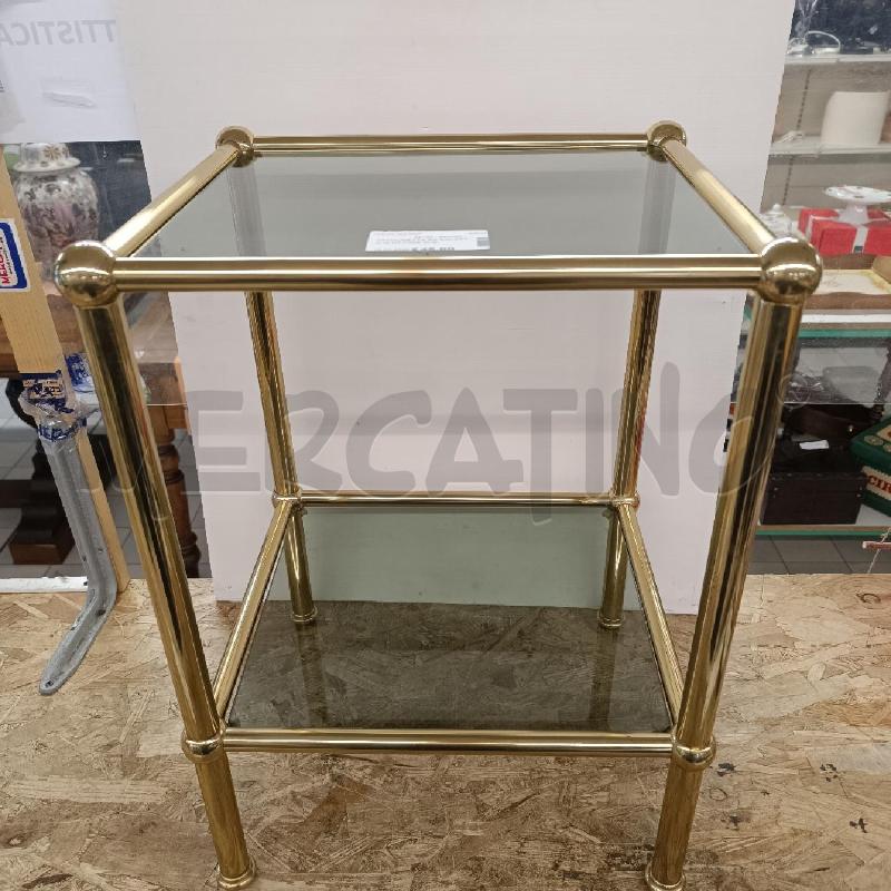 TAVOLINETTO DA SALOTTO IN OTTONE DUE RIPIANI VETRO | Mercatino dell'Usato Colleferro 2