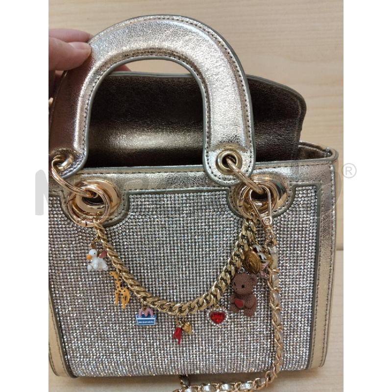 BORSA DONNA UNICA DORATO | Mercatino dell'Usato Roma portonaccio 5