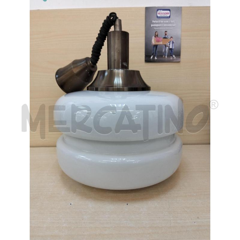 LAMPADARIO ANNI 70 VETRO OPALINO BIANCO | Mercatino dell'Usato Roma portonaccio 1