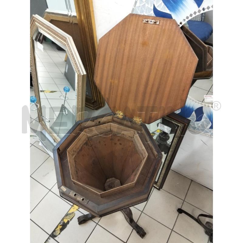 MOBILETTO LEGNO OTTAGONALE | Mercatino dell'Usato Roma portonaccio 3