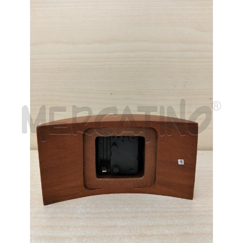 OROLOGIO/SVEGLIA DA TAVOLO ROBERTA DI CAMERINO IN LEGNO  | Mercatino dell'Usato Roma portonaccio 2