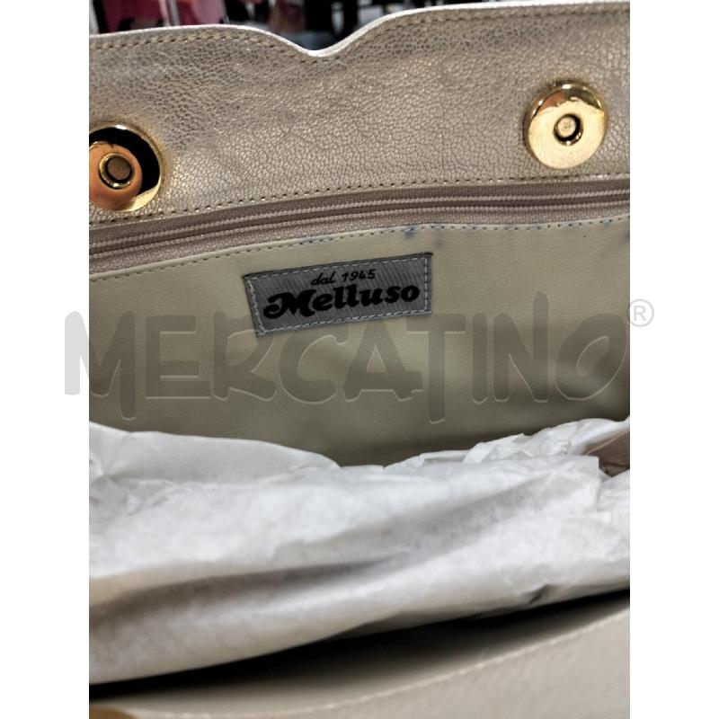POCHETTE DORATA MELLUSO | Mercatino dell'Usato Roma portonaccio 2