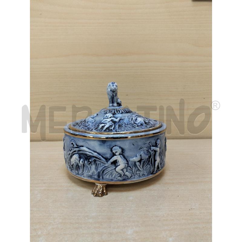 PORTA CIOCCOLATINI PORCELLANA AZZURRO E DORATO | Mercatino dell'Usato Roma portonaccio 1