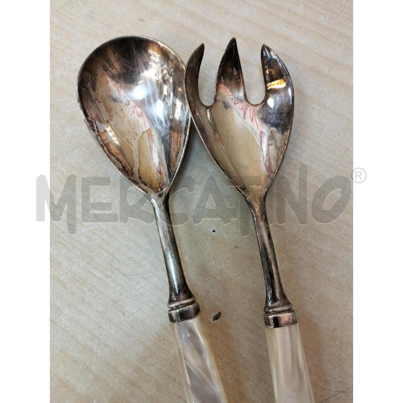 POSATE PZ. 2 INSALATA ARGENTATE MANICO MADREPERLA | Mercatino dell'Usato Roma portonaccio 2