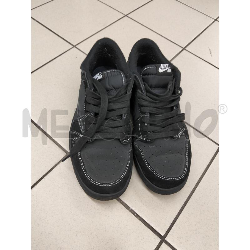 SCARPE UOMO NIKE AIR JORDAN NERE SCRITTE ROSSE | Mercatino dell'Usato Roma portonaccio 1