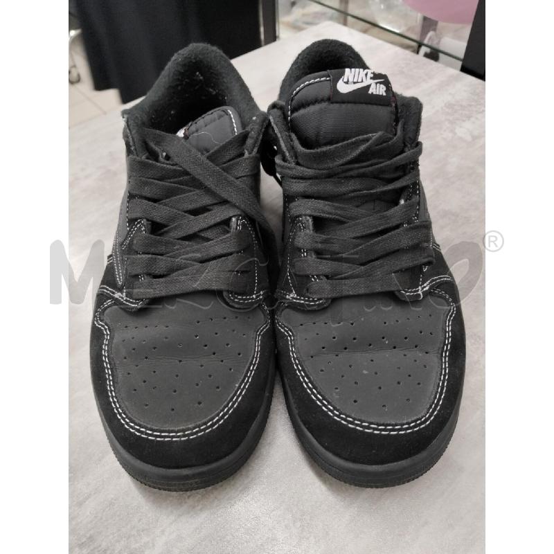 SCARPE UOMO NIKE AIR JORDAN NERE SCRITTE ROSSE | Mercatino dell'Usato Roma portonaccio 5