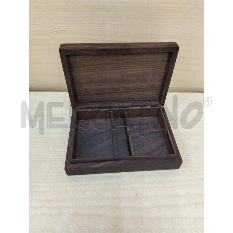 SCATOLA LEGNO PORTA CARTE APPLIC OTT | Mercatino dell'Usato Roma portonaccio 2