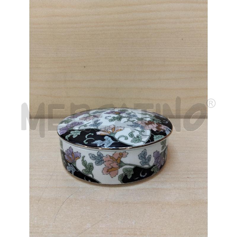 SCATOLETTA PORCELLANA TONDA BIA NERA FIORI | Mercatino dell'Usato Roma portonaccio 1