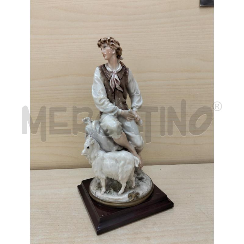 SCULTURA ARMANI UOMO C CAPRETTA | Mercatino dell'Usato Roma portonaccio 1
