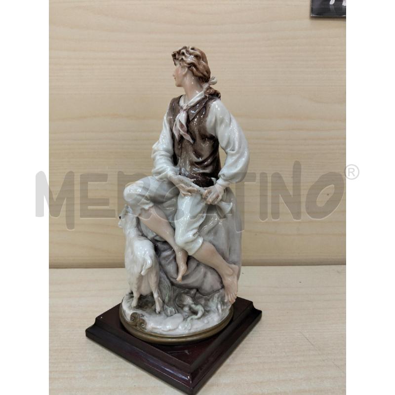 SCULTURA ARMANI UOMO C CAPRETTA | Mercatino dell'Usato Roma portonaccio 5